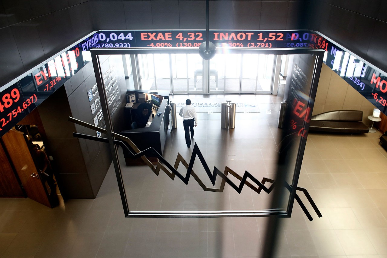 19Oct_TECH_GovernanceGreece_EurAm.jpg